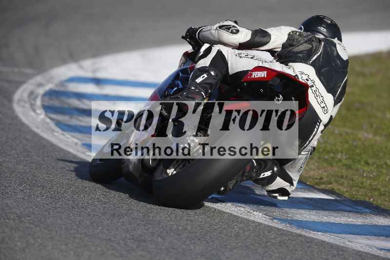 /Archiv-2024/02 29.01.-02.02.2024 Moto Center Thun Jerez/Gruppe gruen-green/backside